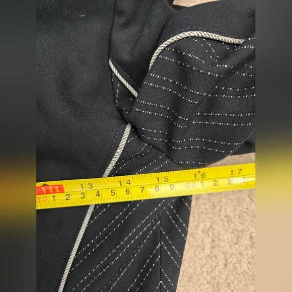 Tristan & Iseut Military Style Navy Blazer/Jacket. Size 2 - Picture 12 of 13